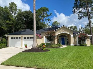 1729 Fiddlers Ridge Dr, Fleming Island, FL 32003