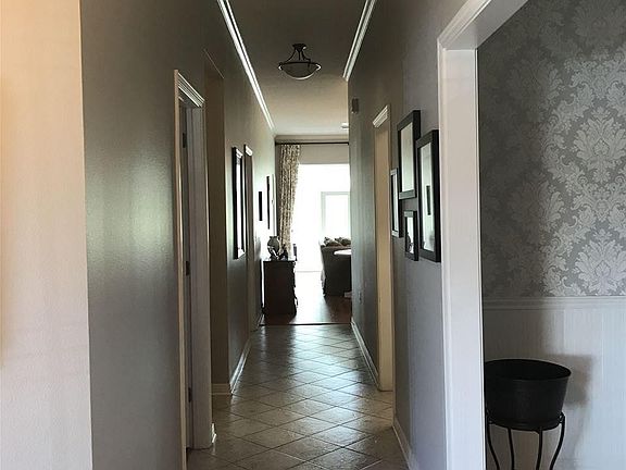 4th image of 4127 Oak Pointe Dr