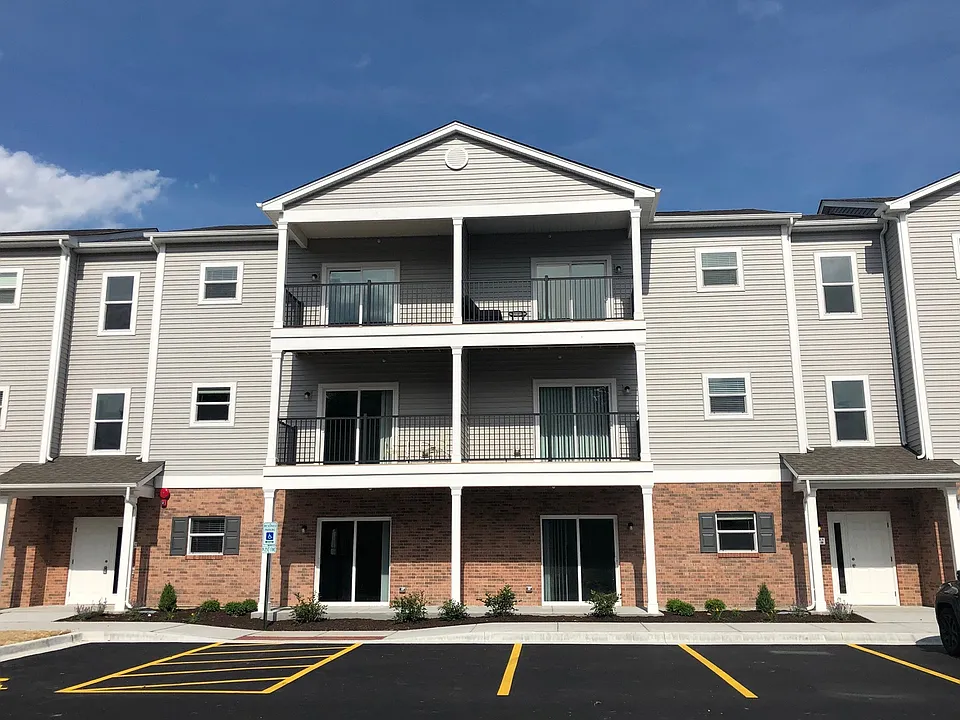 811 E Main St #1E