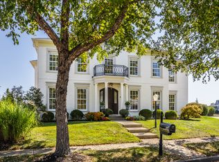 2013 Finchley Rd, Carmel, IN 46032