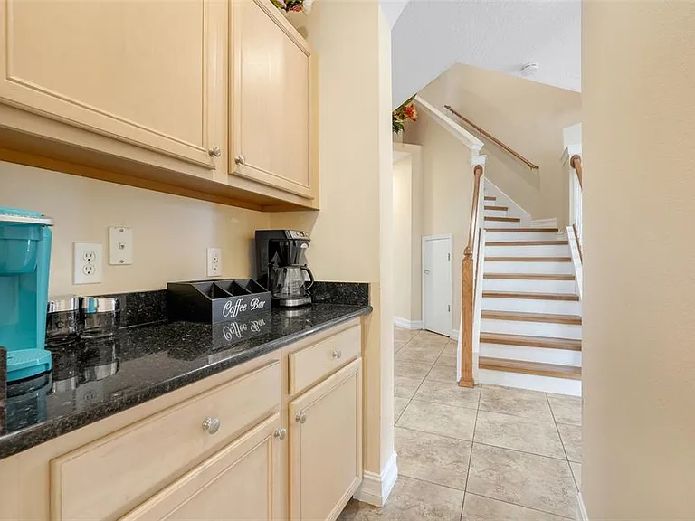 216 Montara Dr — Photo 12