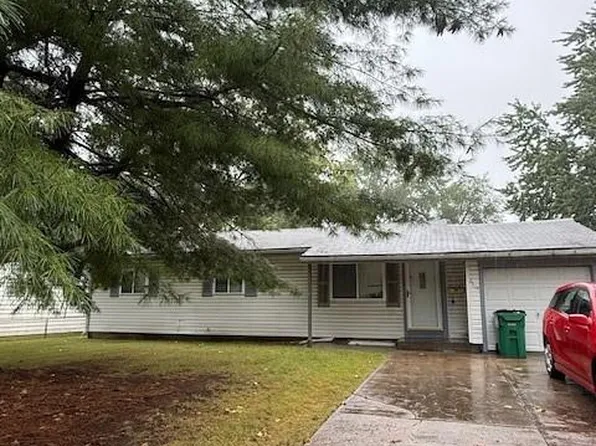 6114 N Virginia Ave, Kansas City, MO 64118