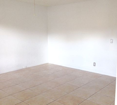 4th image of 300 SW 134th Way APT 110E