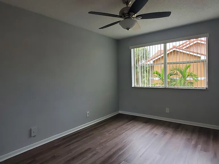 9033 Wiles Rd #308 — Photo 17