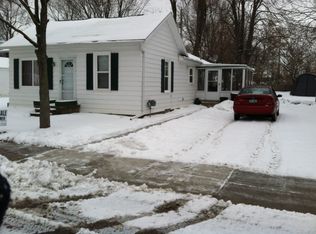 103 Frantz St, Capac, MI 48014