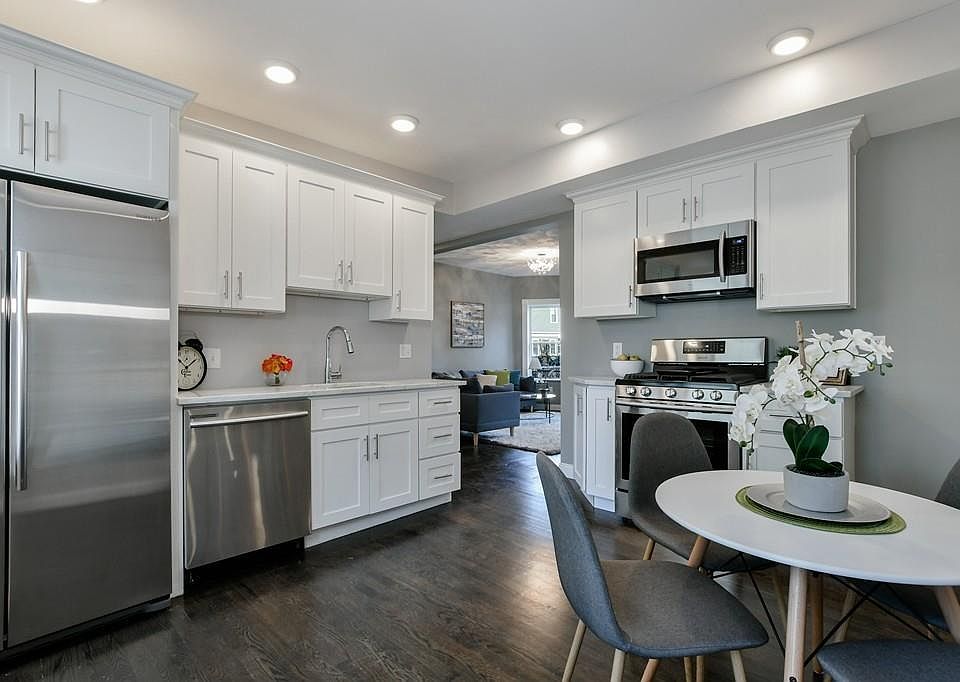 1st image of 26 Elder St #1