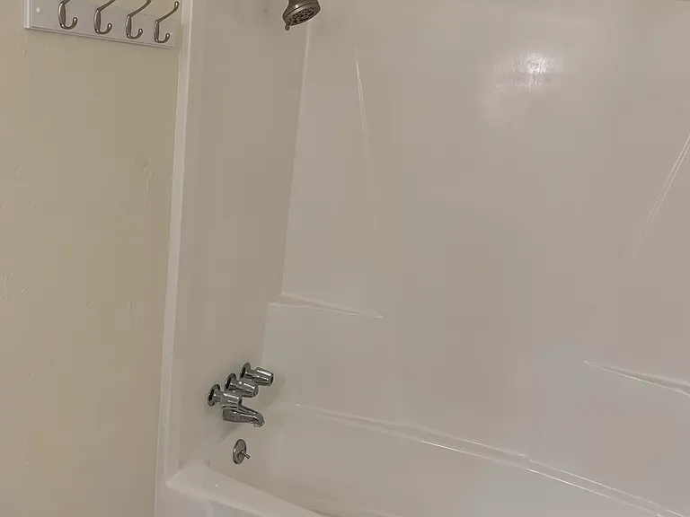 4764 Hemlock Cir — Photo 12