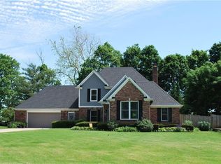 7435 W Creekside Dr, New Palestine, IN 46163