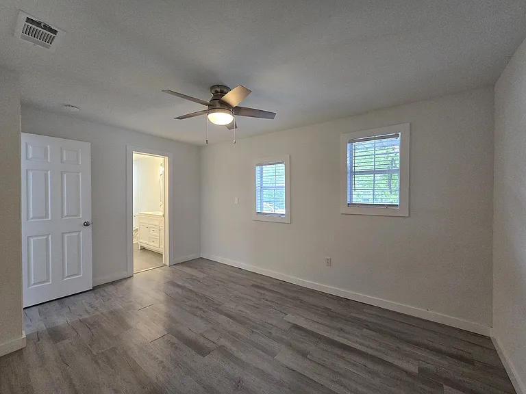 202 Marston Ave — Photo 17