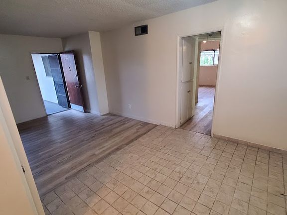 4th image of 1043 Larch St