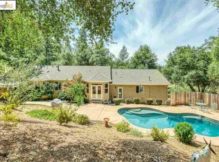 2422 Hillsdale Rd, Meadow Vista, CA 95722