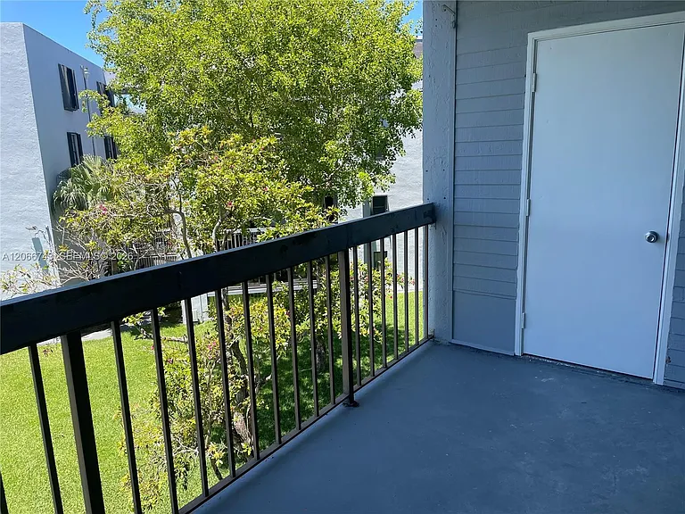 12209 SW 14th Ln #1311 — Photo 15