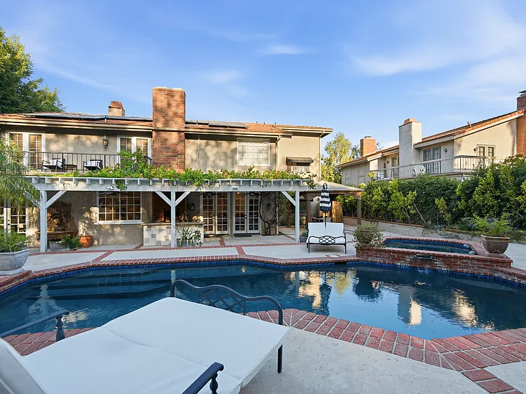 4511 Dulcinea Ct — Photo 3