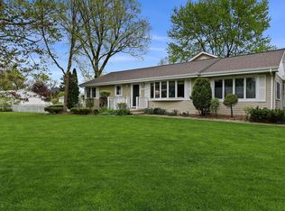 405 67th Ct, Downers Grove, IL 60516