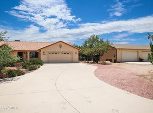 3240 N Kit Carson Trl, Rimrock, AZ 86335