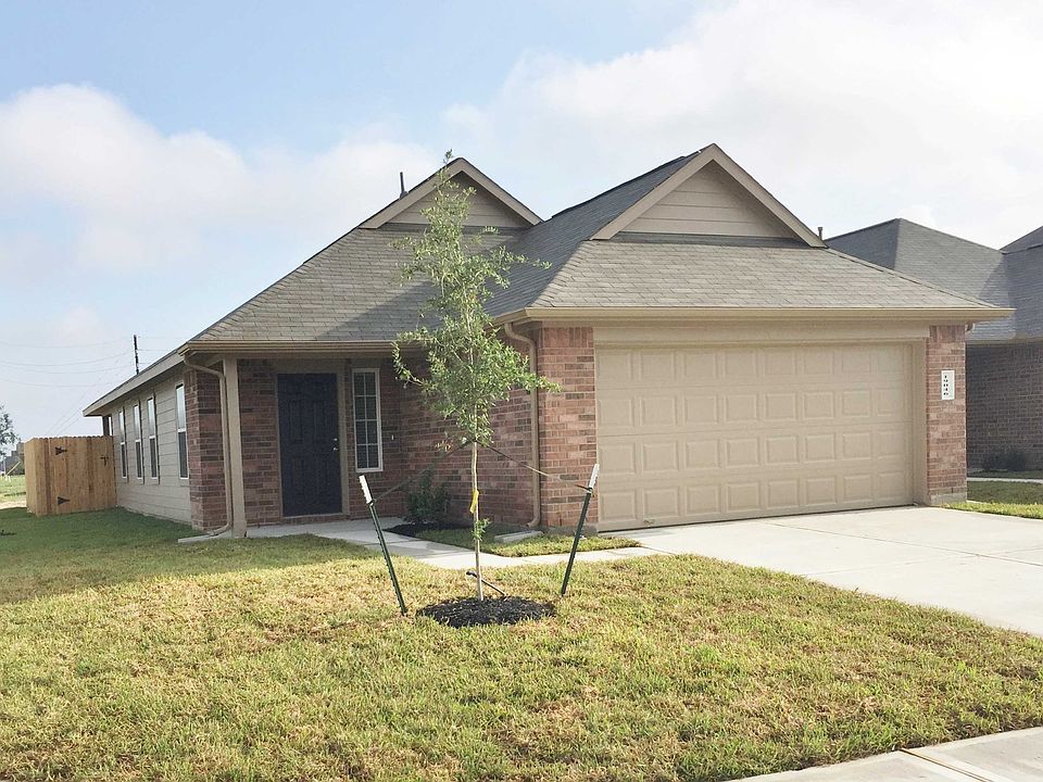 1st image of 19046 Brescia Ln