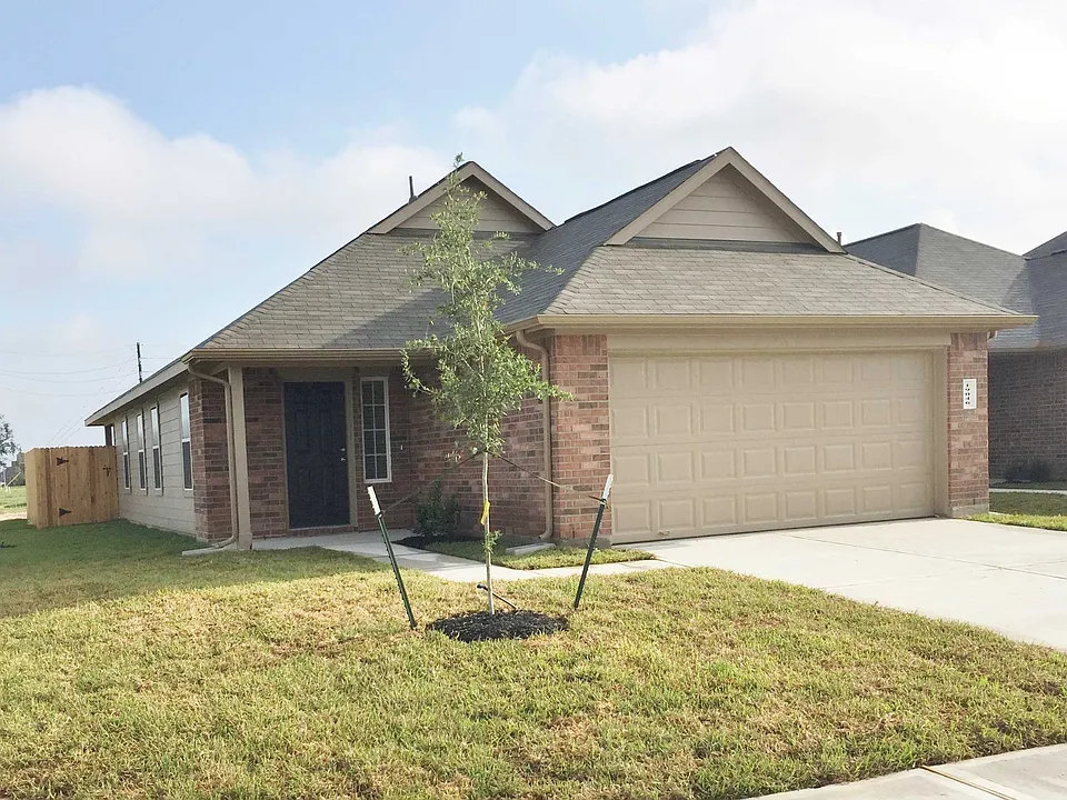 19046 Brescia Ln