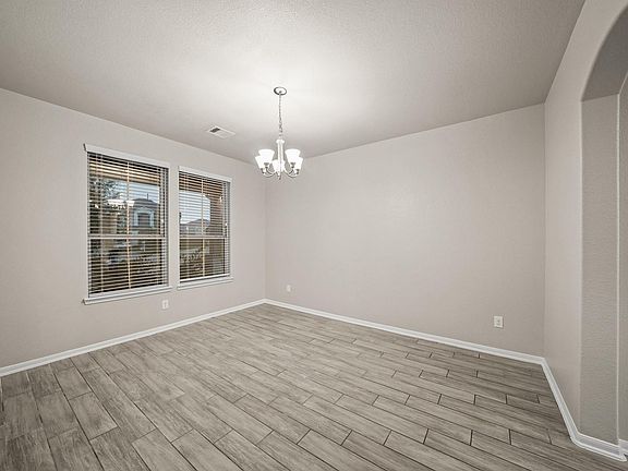 5th image of 12808 Narrow Cove Dr