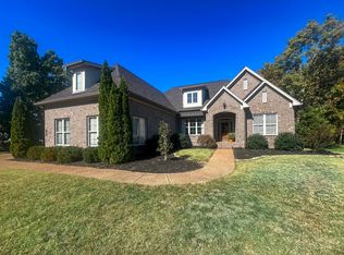 808 Piccadilly Dr, Nolensville, TN 37135