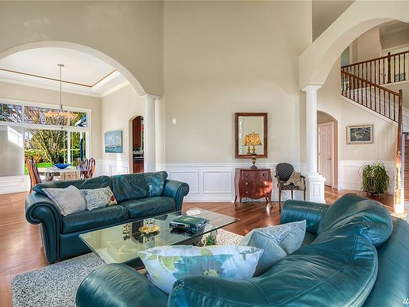 5th image of 4702 38th Avenue Ct E