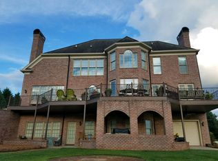 281 Annandale Dr, Clarkesville, GA 30523