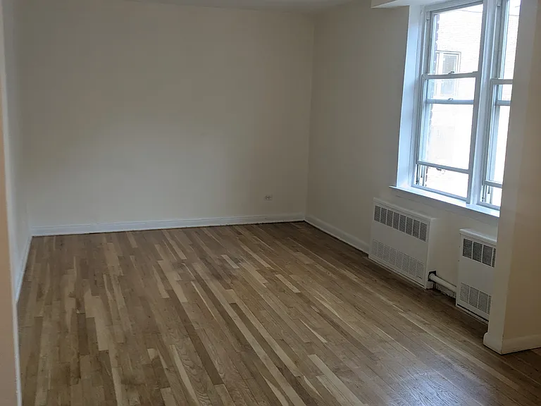 40-19 72nd St #3B — Photo 2