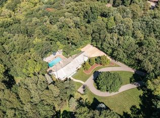 6011 Woodridge Ct NE, Rochester, MN 55906