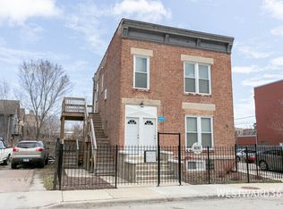 211 S Campbell Ave #2, Chicago, IL