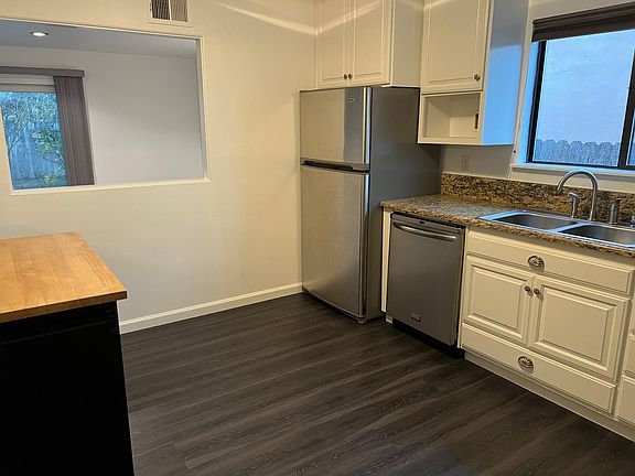 5th image of 1292 Lombardi Ave
