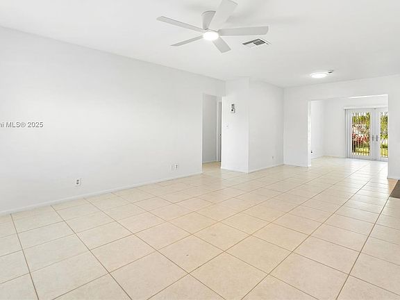 5th image of 7006 NW 92nd Ave