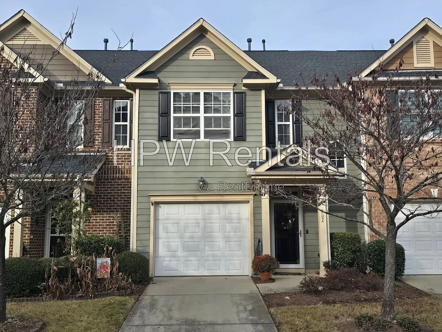 3 bed, 2.5 bath, 1650 sqft, $1,800 — Photo 1