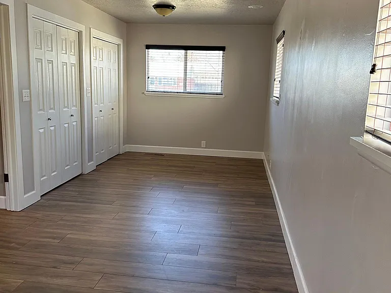 Large upstairs bedroom