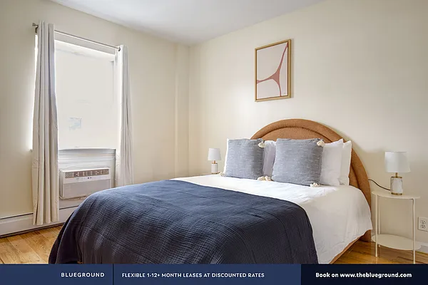 Rented by The Blueground | media 25