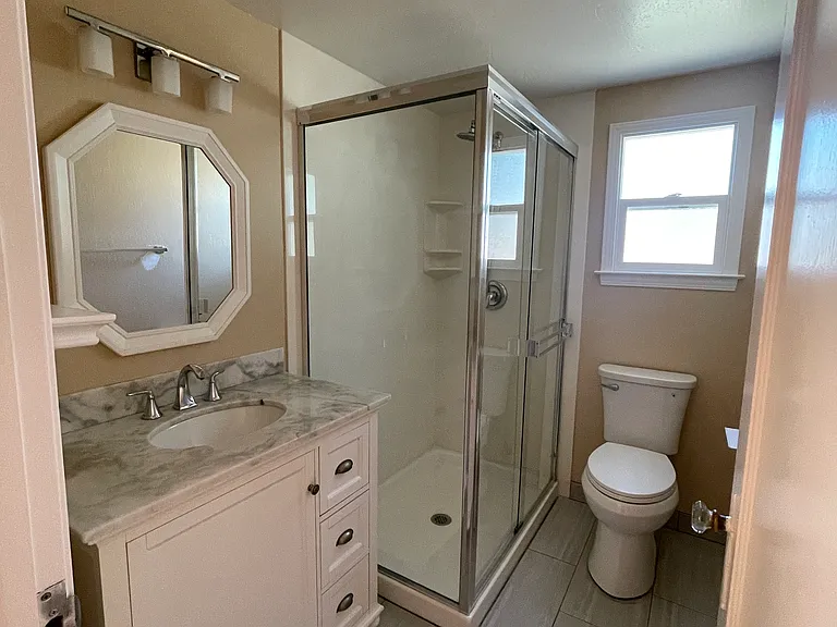 2201 W Park Ave — Photo 9