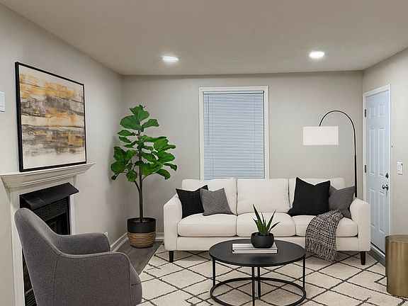 4th image of 111 Cash Ln #111