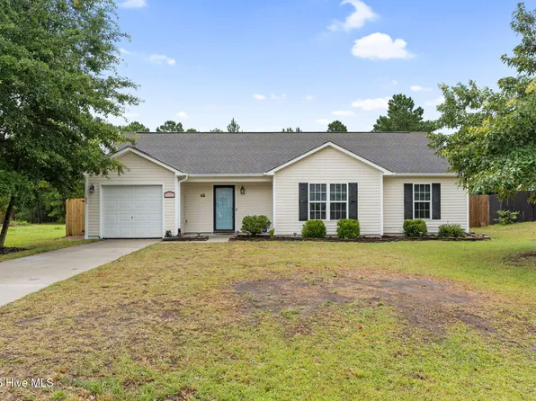 308 Snow Bell Court, Richlands, NC 28574