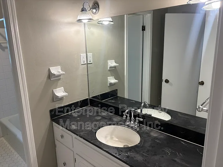 2266 Montego Dr — Photo 21