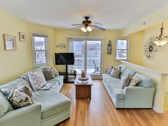 3rd image of 1446 Ocean Ave #4/6