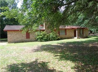 2930 Lum Cumbest Rd, Moss Point, MS 39562