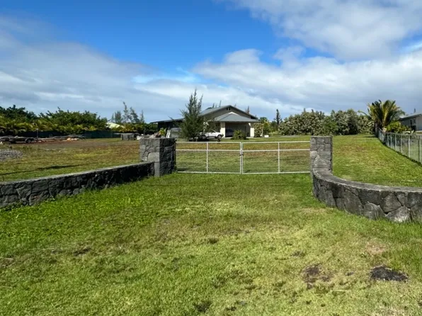 15-1685 1st Ave, Keaau, HI 96749