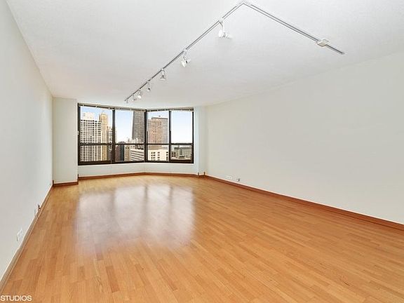 3rd image of 405 N Wabash Ave Unit 4702