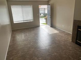 2902 Gosford Rd #B, Bakersfield, CA 93309