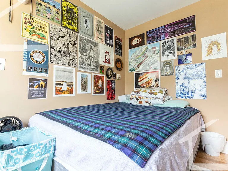 32 Linden St #7 — Photo 11