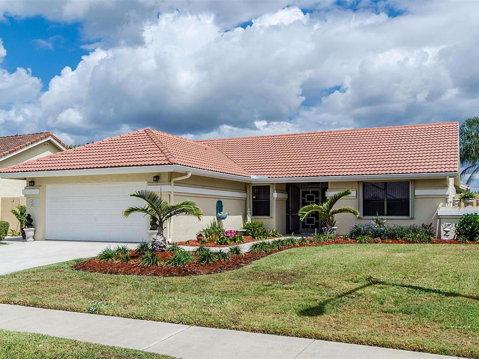 6072 Sunberry Circle-2
