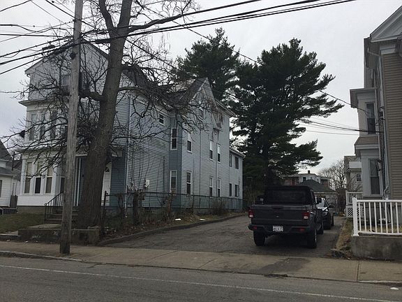 4th image of 1027 Warren Ave