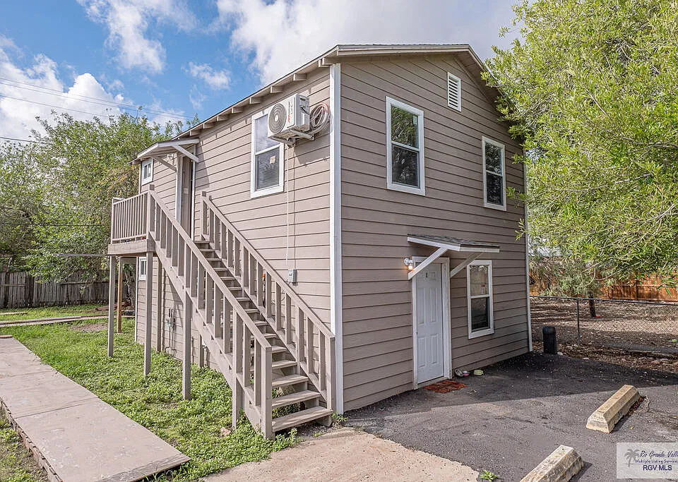 804 Billy Mitchell Blvd #2