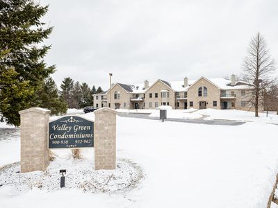 930 Oconomowoc PARKWAY, Oconomowoc, WI, 53066