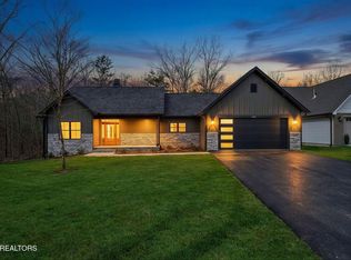 154 Hawes Cir, Crossville, TN 38558