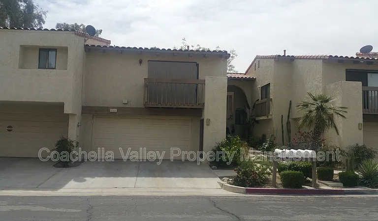 45406 Driftwood Dr — Photo 2