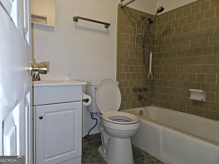 347 Church St — Photo 12